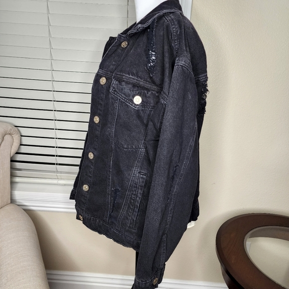 Basic Organically Grown Cotton Denim Jacket by Forever 21, size Medium - Picture 7 of 13